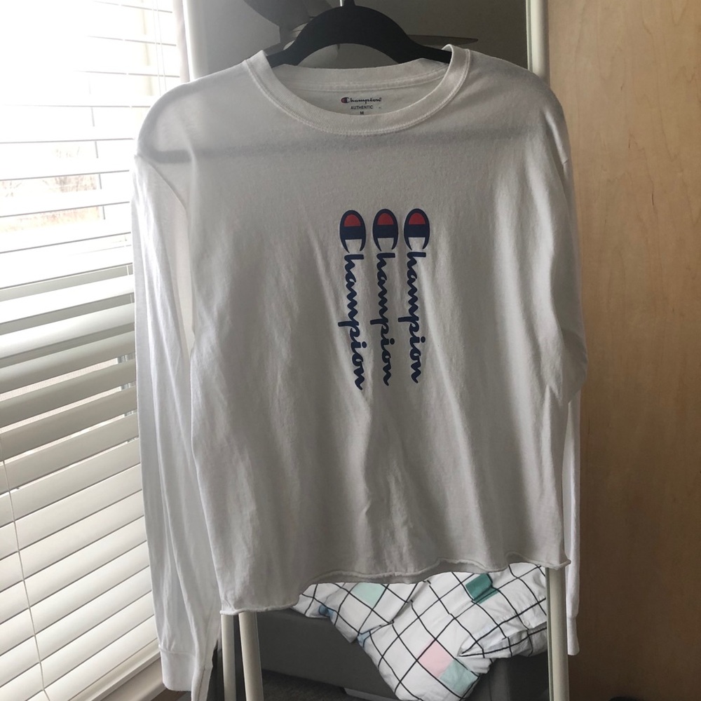 Cropped Champion Long Sleeve T-shirt